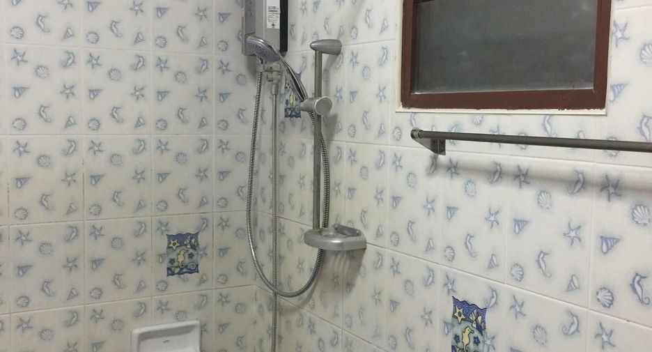 For sale 3 bedrooms townhouse in Bang Lamung, Chonburi