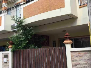 For sale 3 bedrooms townhouse in Bang Lamung, Chonburi