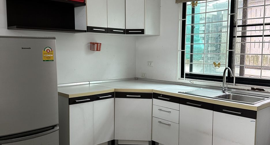 ขาย และ ให้เช่า 3 ห้องนอน ทาวน์เฮ้าส์ ใน บางบัวทอง, นนทบุรี