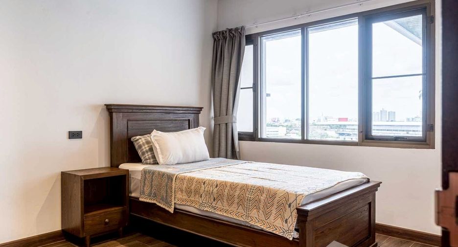 À vendre 3 chambres condo à Suan Luang, Bangkok