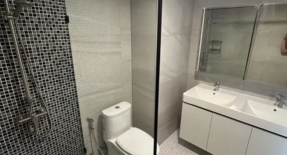 À vendre 3 chambres condo à Suan Luang, Bangkok