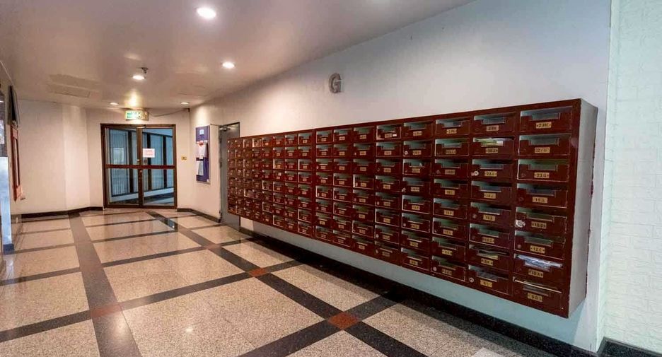 For sale 3 bedrooms condo in Suan Luang, Bangkok