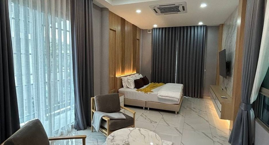 Villa zum Kauf mit 5 Zimmer in Bang Lamung, Chonburi