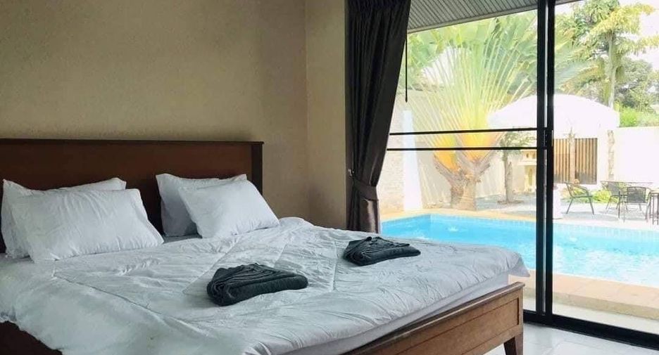 For rent 3 bedrooms villa in Bang Lamung, Chonburi