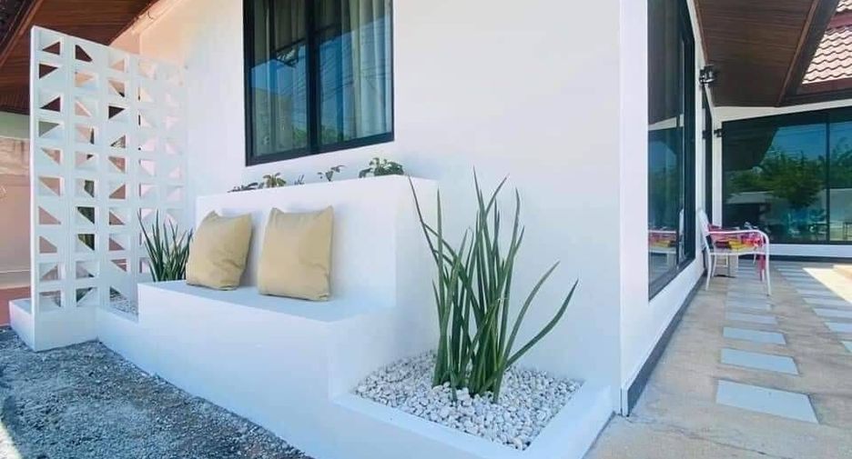 For rent 3 bedrooms villa in Bang Lamung, Chonburi