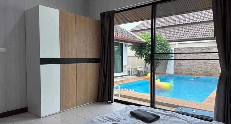 For rent 3 bedrooms villa in Bang Lamung, Chonburi