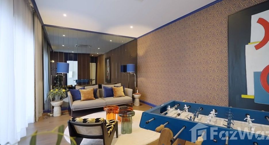 For sale 4 bedrooms house in Bang Kapi, Bangkok
