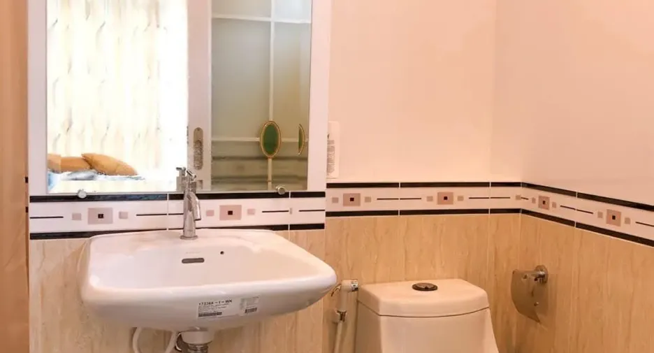 For rent 2 bedrooms condo in Bang Lamung, Chonburi