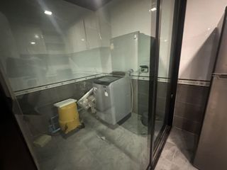 Casa adosada en alquiler de 3 habitaciones en Bang Lamung, Chonburi