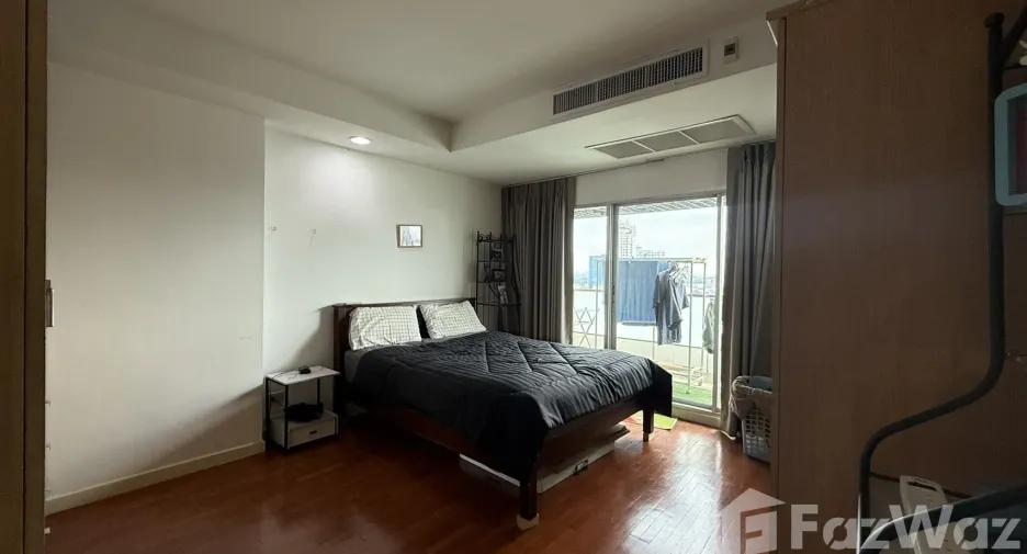 For sale 2 ベッドルーム condo in Yan Nawa, Bangkok