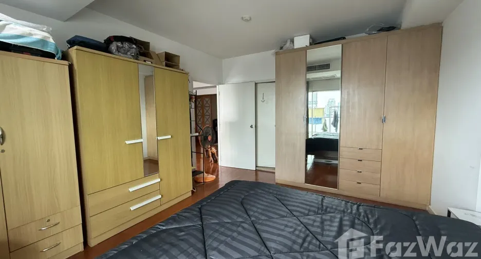 For sale 2 ベッドルーム condo in Yan Nawa, Bangkok