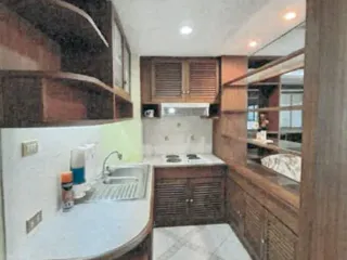 For sale studio condo in Phaya Thai, Bangkok