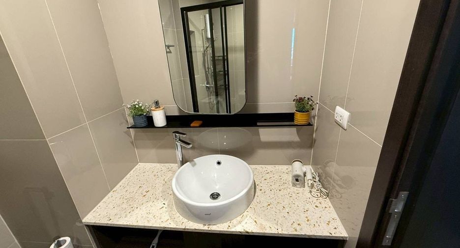 For sale 1 bed condo in Huai Khwang, Bangkok