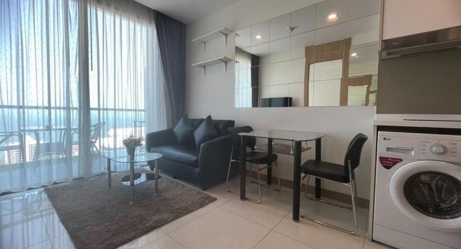 Condo en alquiler de 1 habitaciones en Bang Lamung, Chonburi