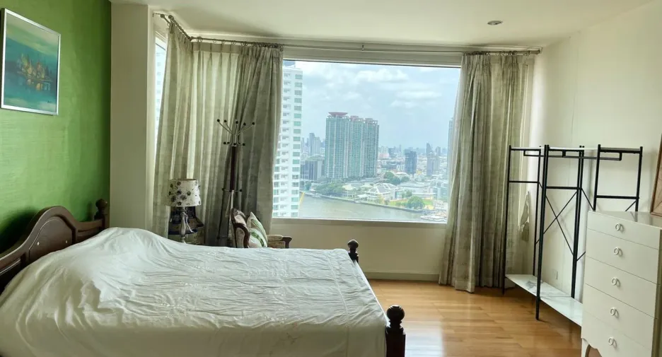 For sale and for rent 3 bedrooms condo in Bang Kho Laem, Bangkok