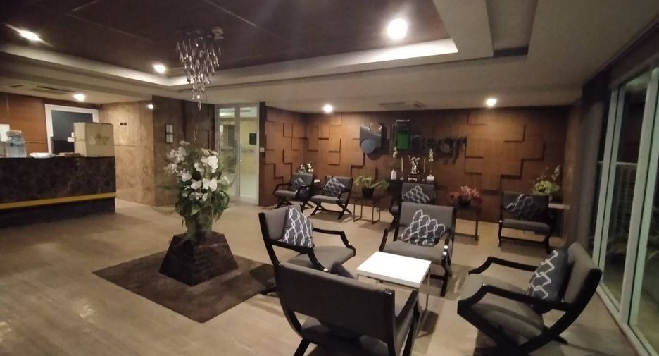For sale and for rent 2 bedrooms condo in Si Racha, Chonburi