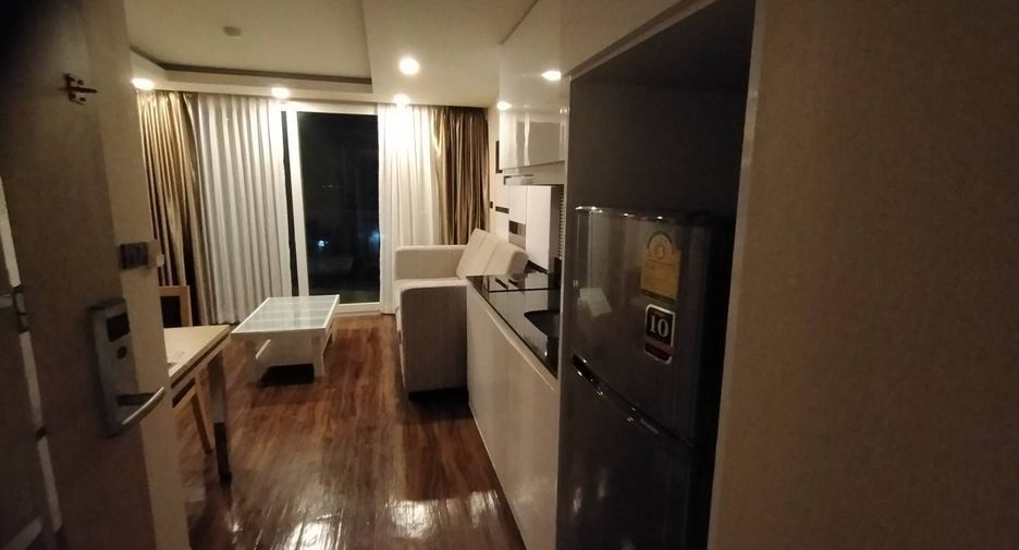 For sale and for rent 2 bedrooms condo in Si Racha, Chonburi