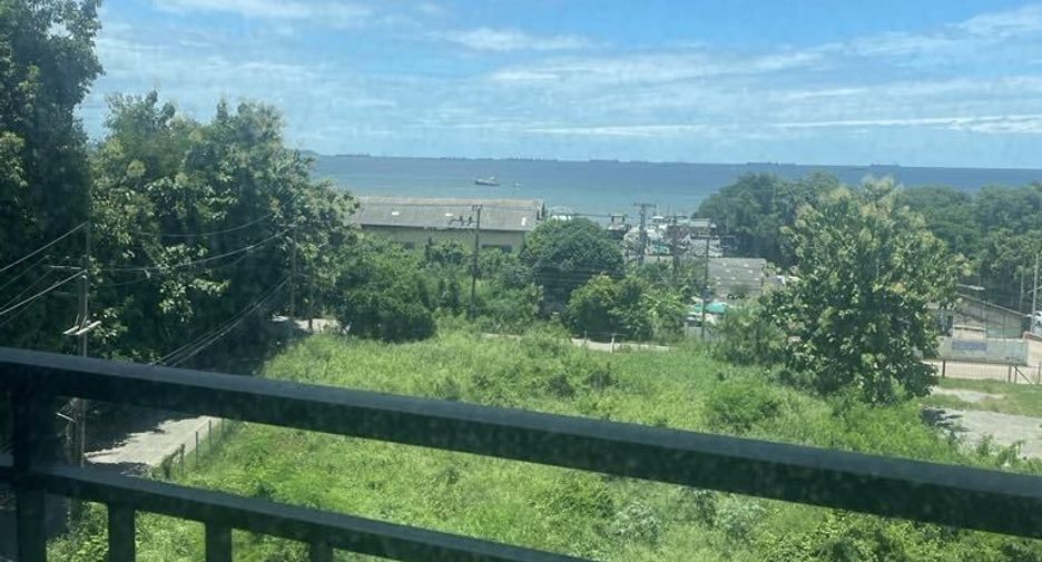 For sale and for rent 2 bedrooms condo in Si Racha, Chonburi