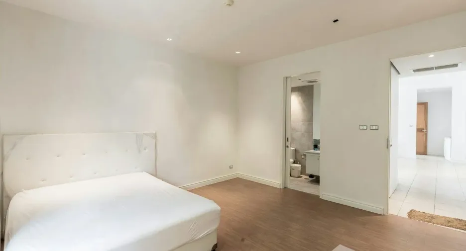 For sale 2 ベッドルーム condo in Cha Am, Phetchaburi