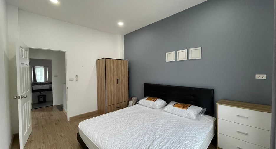 For rent 3 bedrooms house in Mueang Phuket, Phuket