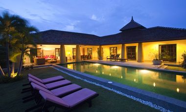 À vendre 4 chambres villa à Hua Hin, Prachuap Khiri Khan