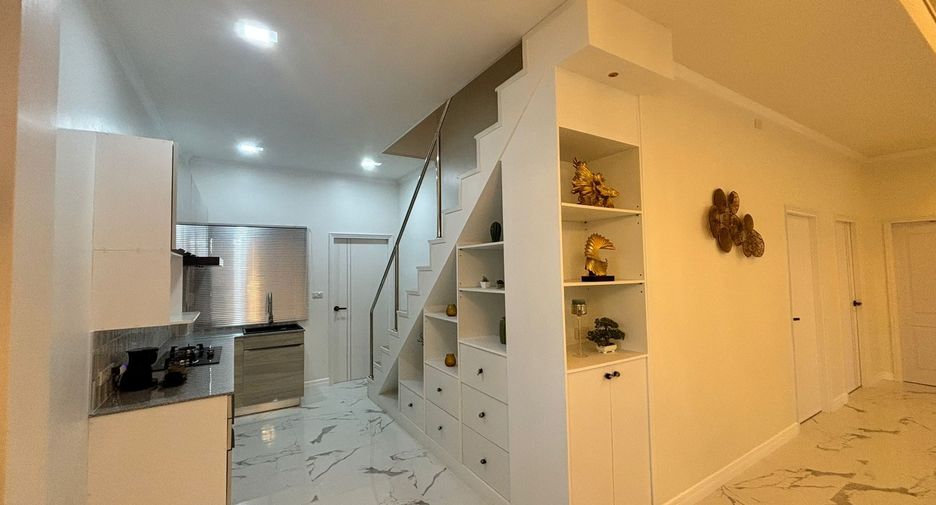 For sale 3 bedrooms house in Hua Hin, Prachuap Khiri Khan