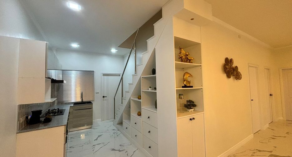 For sale 3 bedrooms house in Hua Hin, Prachuap Khiri Khan