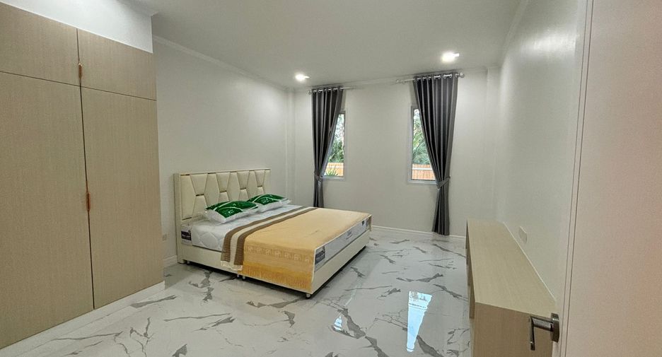 For sale 3 bedrooms house in Hua Hin, Prachuap Khiri Khan