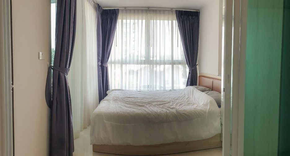 For sale 1 bed condo in Si Racha, Chonburi