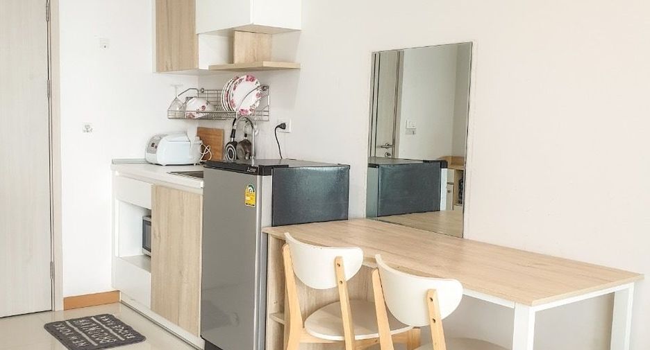 For sale 1 bed condo in Si Racha, Chonburi