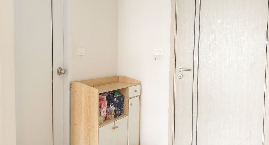 For sale 1 bed condo in Si Racha, Chonburi