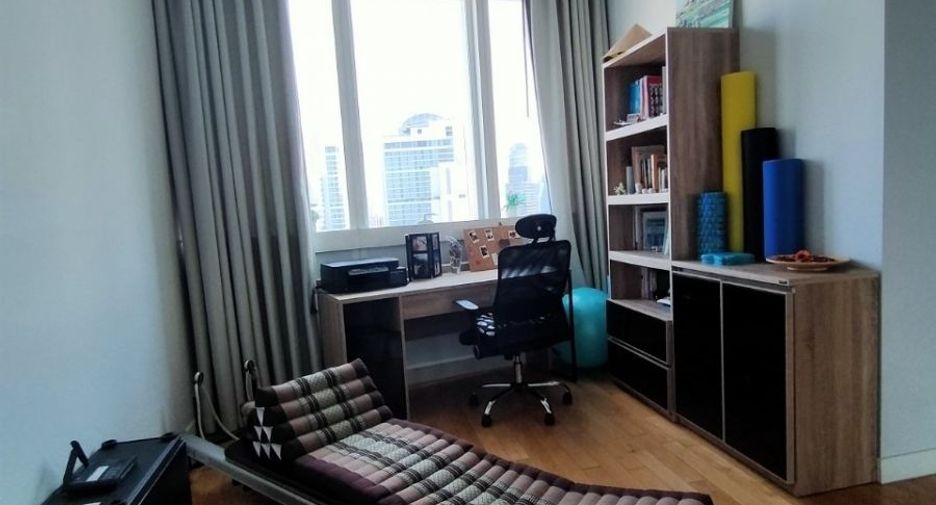 For sale and for rent 2 bedrooms condo in Khlong Toei, Bangkok