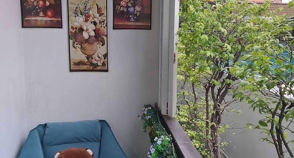 For sale 1 bed condo in Huai Khwang, Bangkok