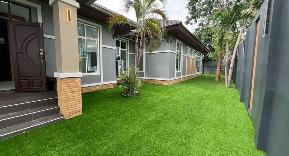 Villa en alquiler de 4 habitaciones en Jomtien, Pattaya