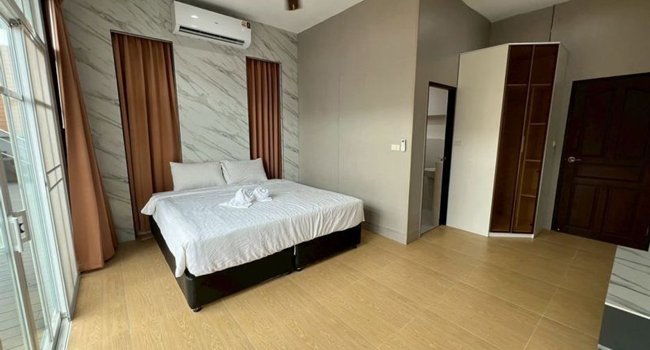 Villa en alquiler de 4 habitaciones en Jomtien, Pattaya