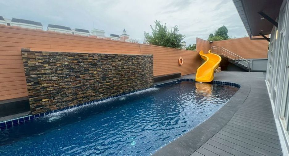 Villa en alquiler de 4 habitaciones en Jomtien, Pattaya
