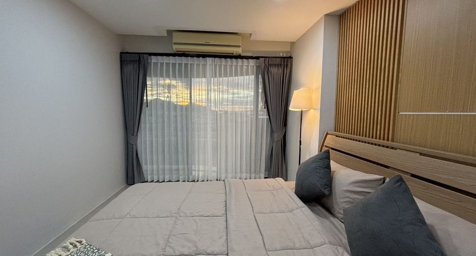 For sale 1 bed condo in Si Racha, Chonburi