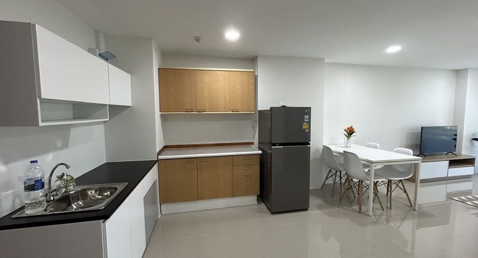 For sale 1 bed condo in Si Racha, Chonburi