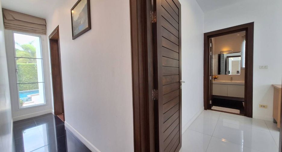 For rent 3 bedrooms villa in Hua Hin, Prachuap Khiri Khan