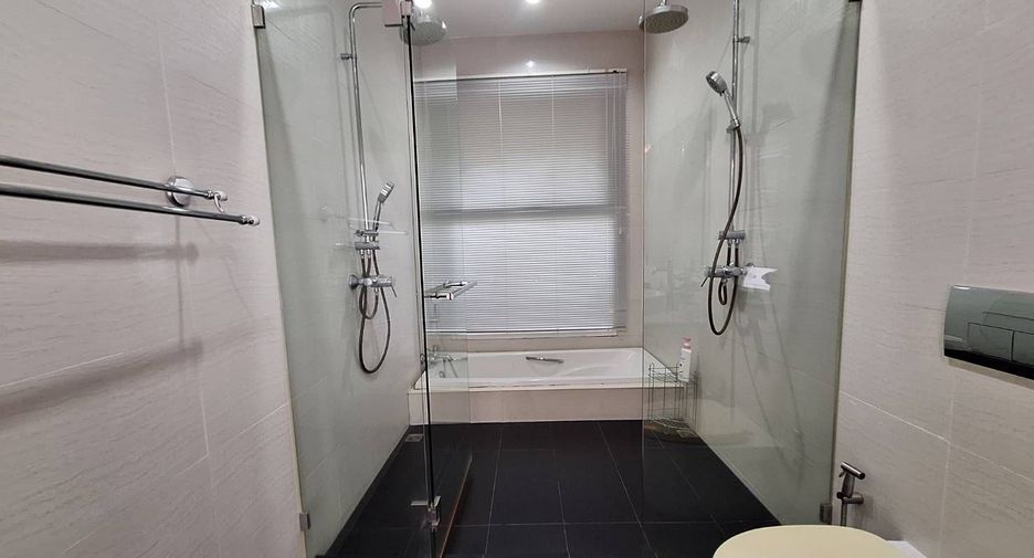 For rent 3 bedrooms villa in Hua Hin, Prachuap Khiri Khan