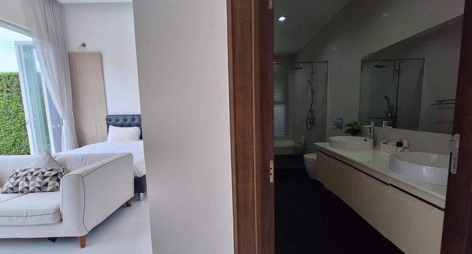 For rent 3 bedrooms villa in Hua Hin, Prachuap Khiri Khan