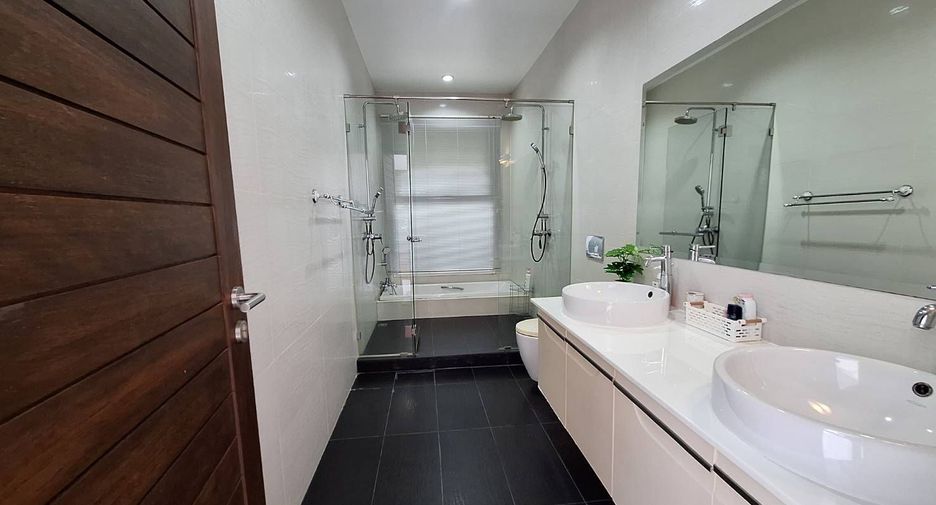 For rent 3 bedrooms villa in Hua Hin, Prachuap Khiri Khan