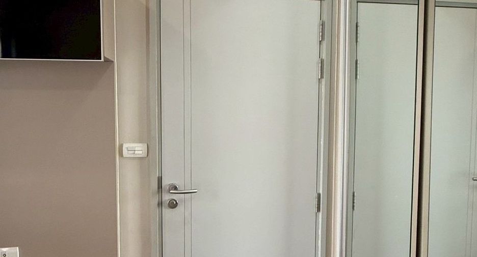 For sale 1 bed condo in Phaya Thai, Bangkok