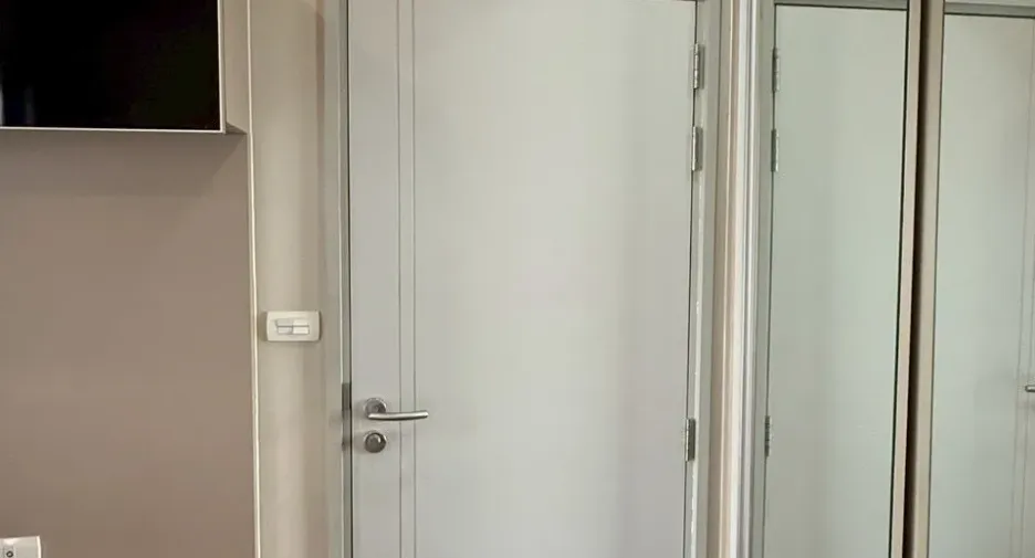 For sale 1 bed condo in Phaya Thai, Bangkok