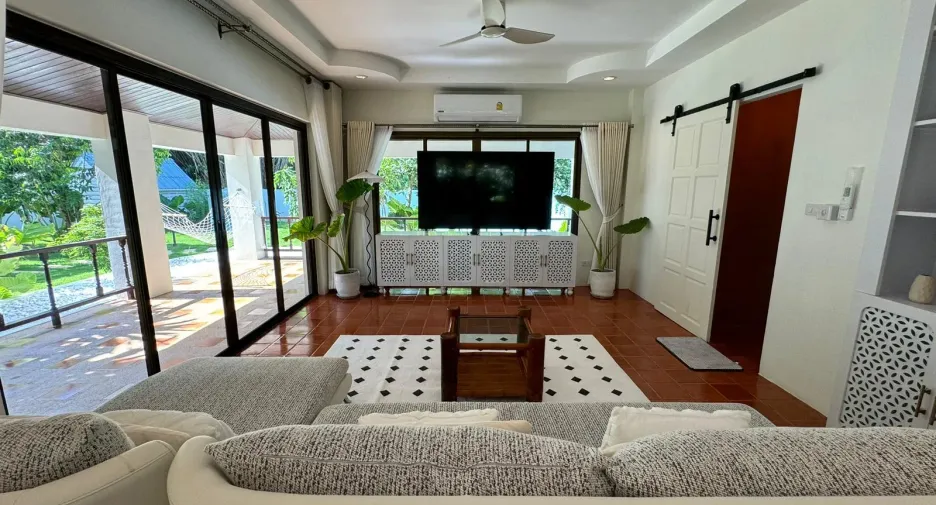 ขาย และ ให้เช่า 4 ห้องนอน วิลล่า ใน ถลาง, ภูเก็ต