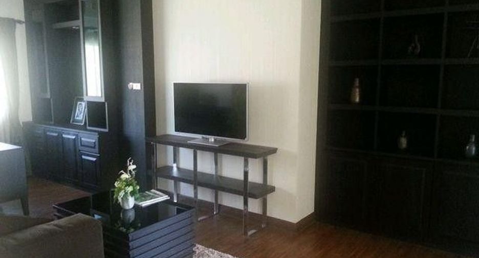 For sale 4 bedrooms house in Doi Saket, Chiang Mai