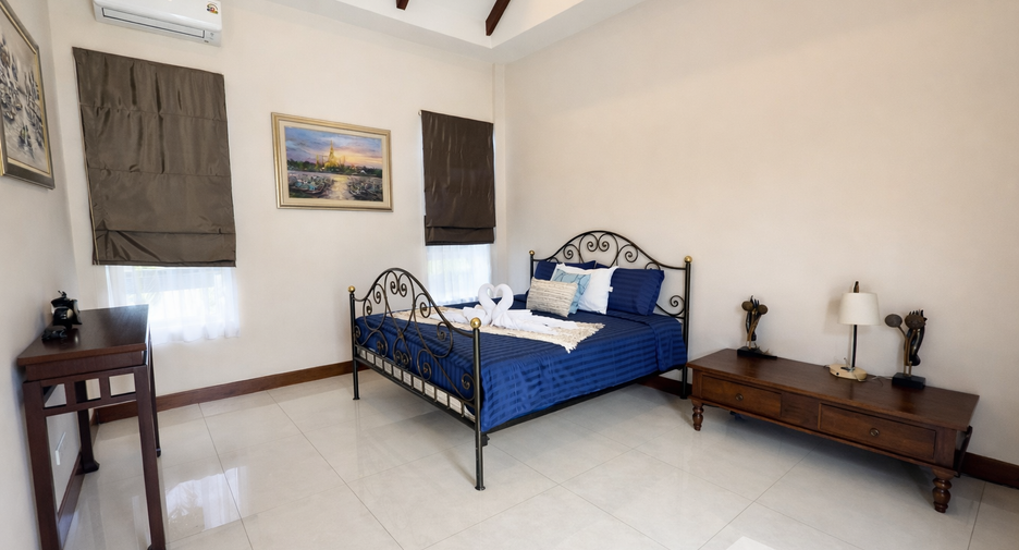 For rent 4 ベッドルーム villa in Mueang Phuket, Phuket