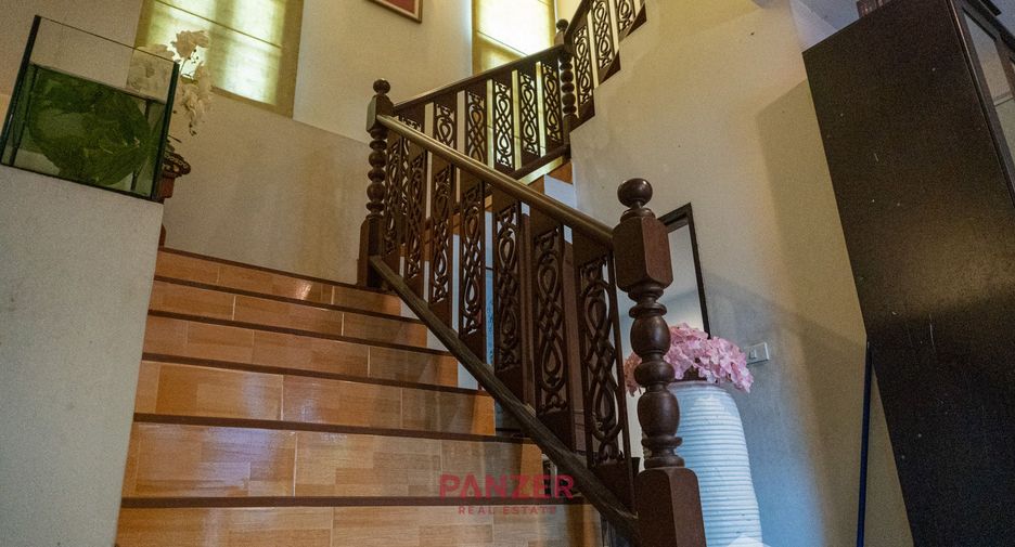 Haus zum Kauf mit 4 Zimmer in Nong Khaem, Bangkok