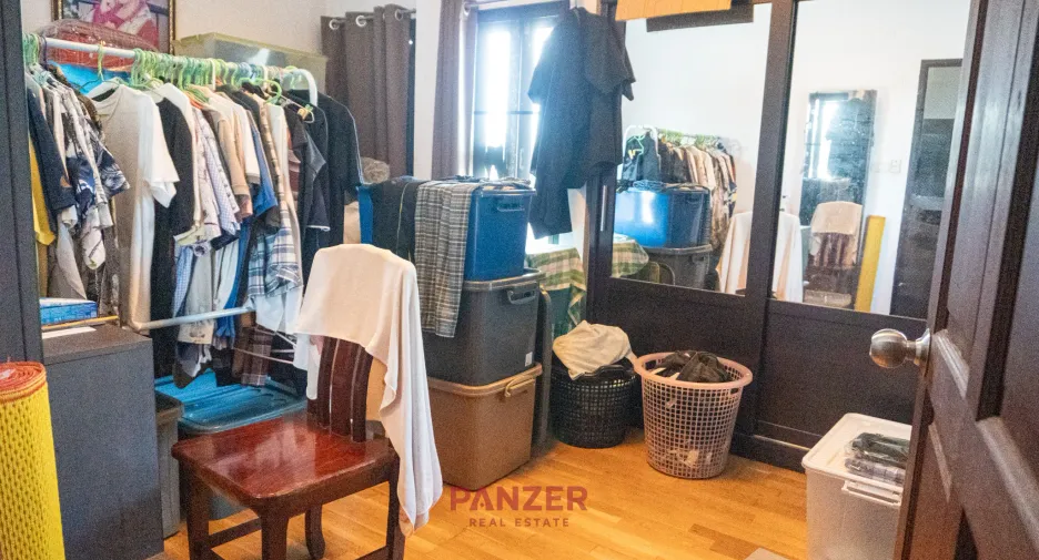 Haus zum Kauf mit 4 Zimmer in Nong Khaem, Bangkok
