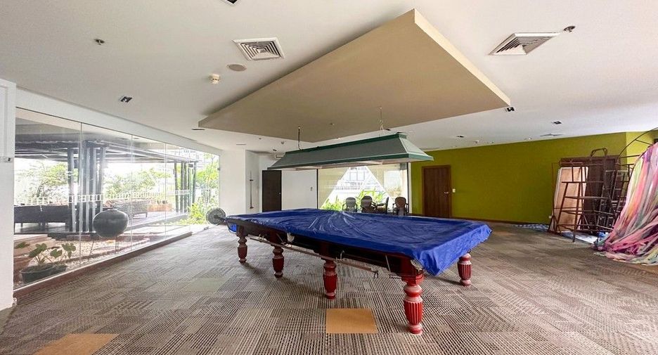 For sale 1 bed condo in Sathon, Bangkok